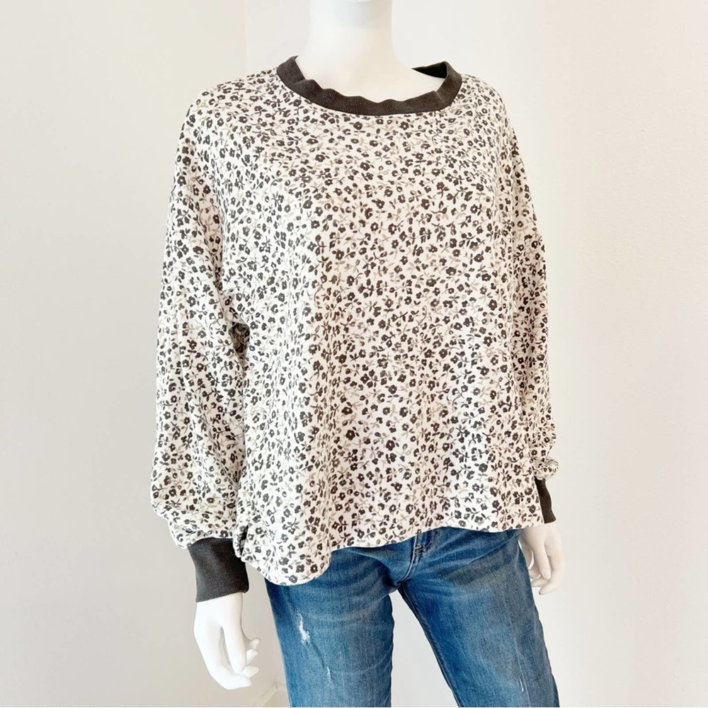 Lou & Grey Monochrome Animal Print Long Sleeve Top